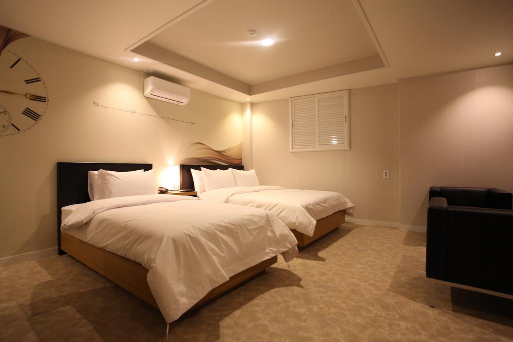 New Suwon Hotel المظهر الخارجي الصورة