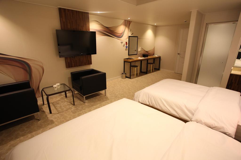 New Suwon Hotel المظهر الخارجي الصورة