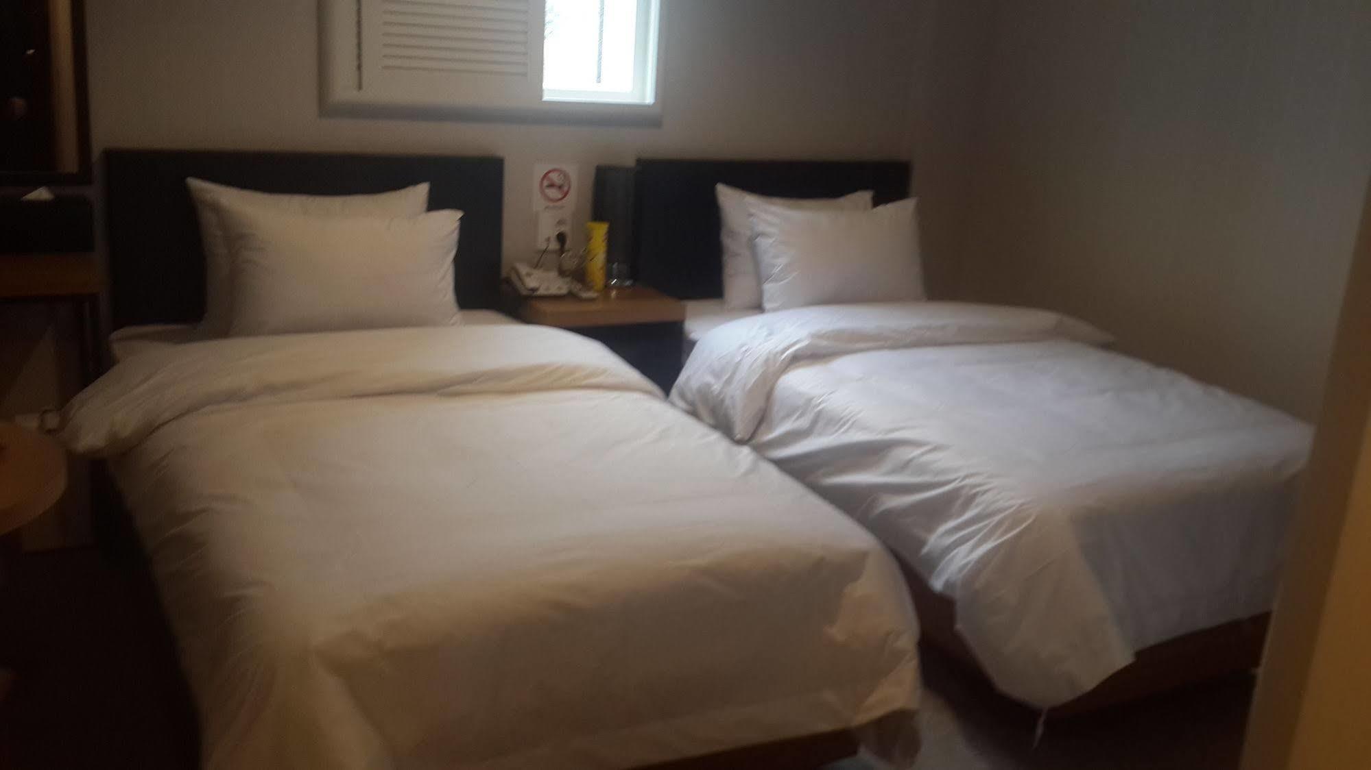 New Suwon Hotel المظهر الخارجي الصورة