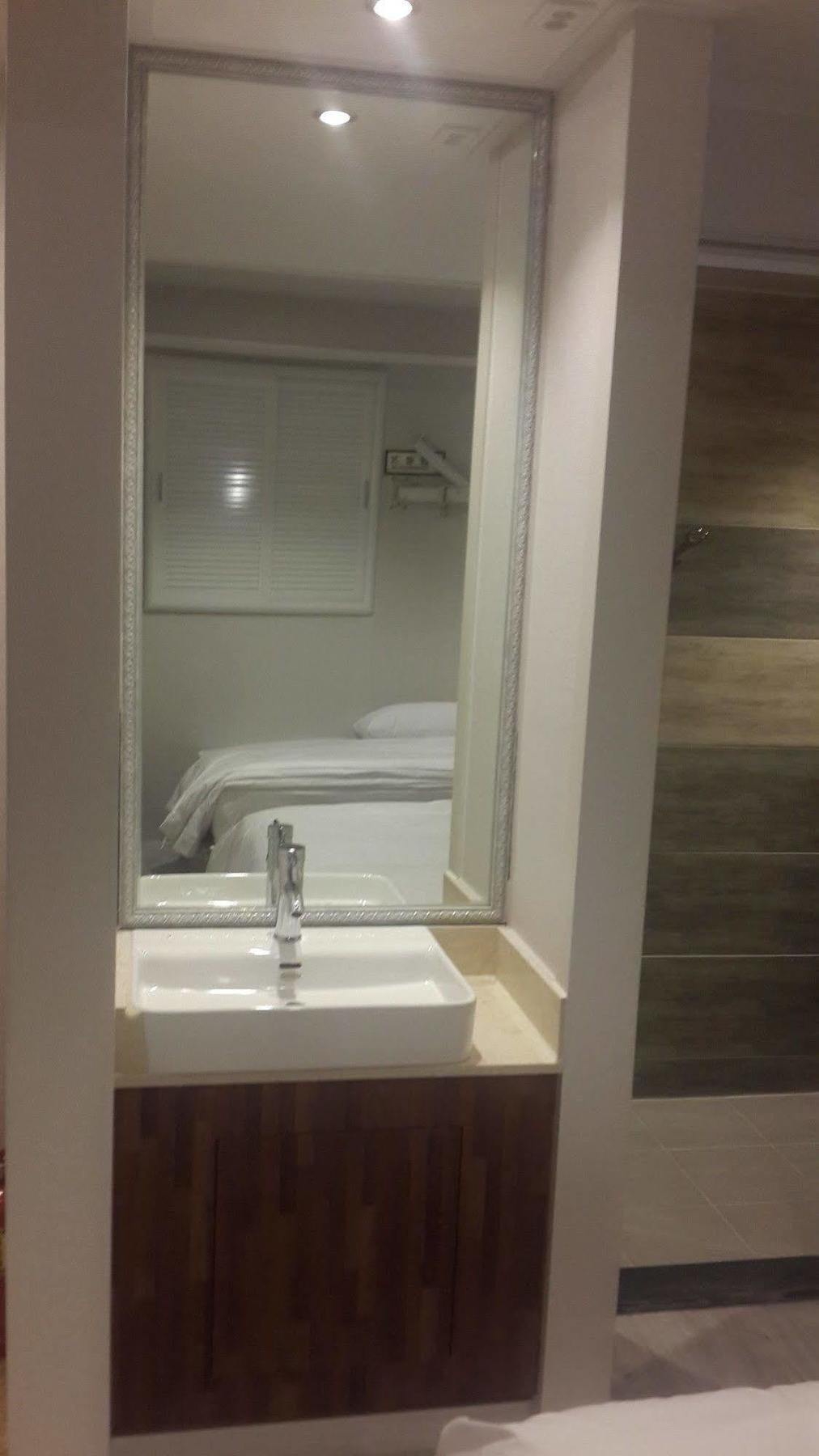 New Suwon Hotel المظهر الخارجي الصورة