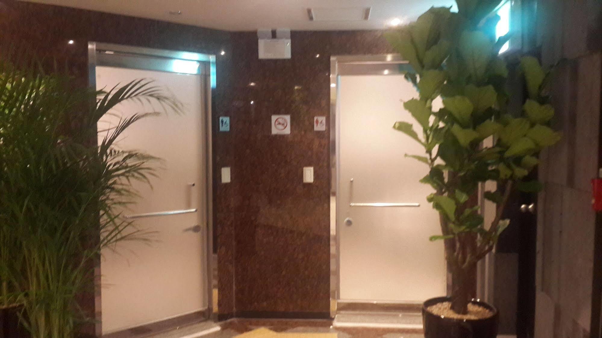 New Suwon Hotel المظهر الخارجي الصورة